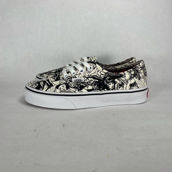 Vans X Marvel - Superheroes - Kid's 3.5/Women's 5 - Picture 4 of 8